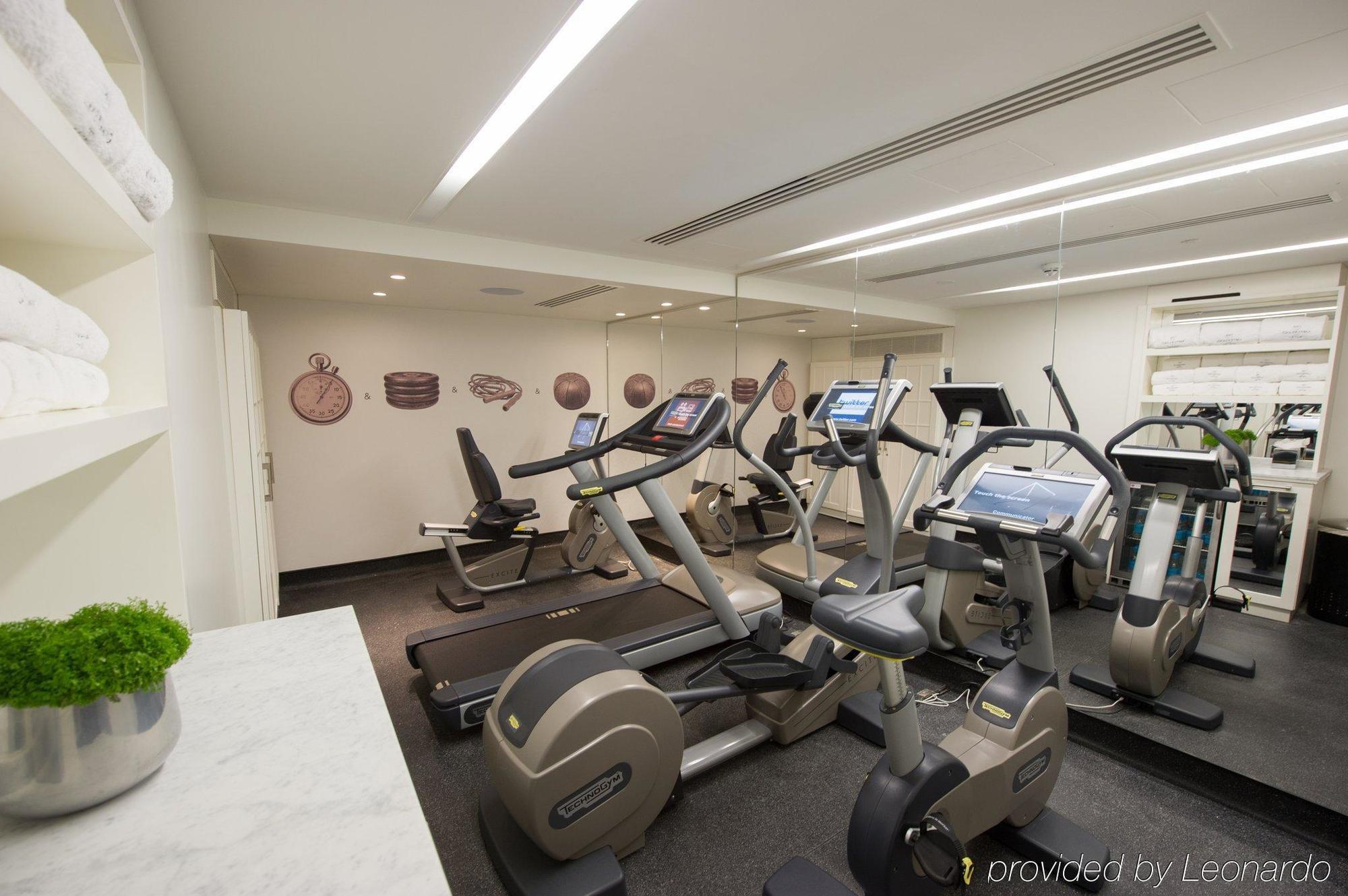 โรงแรมดิแอมเพอร์ซานด์ ลอนดอน สิ่งอำนวยความสะดวก รูปภาพ The gym at The Ivy Collection